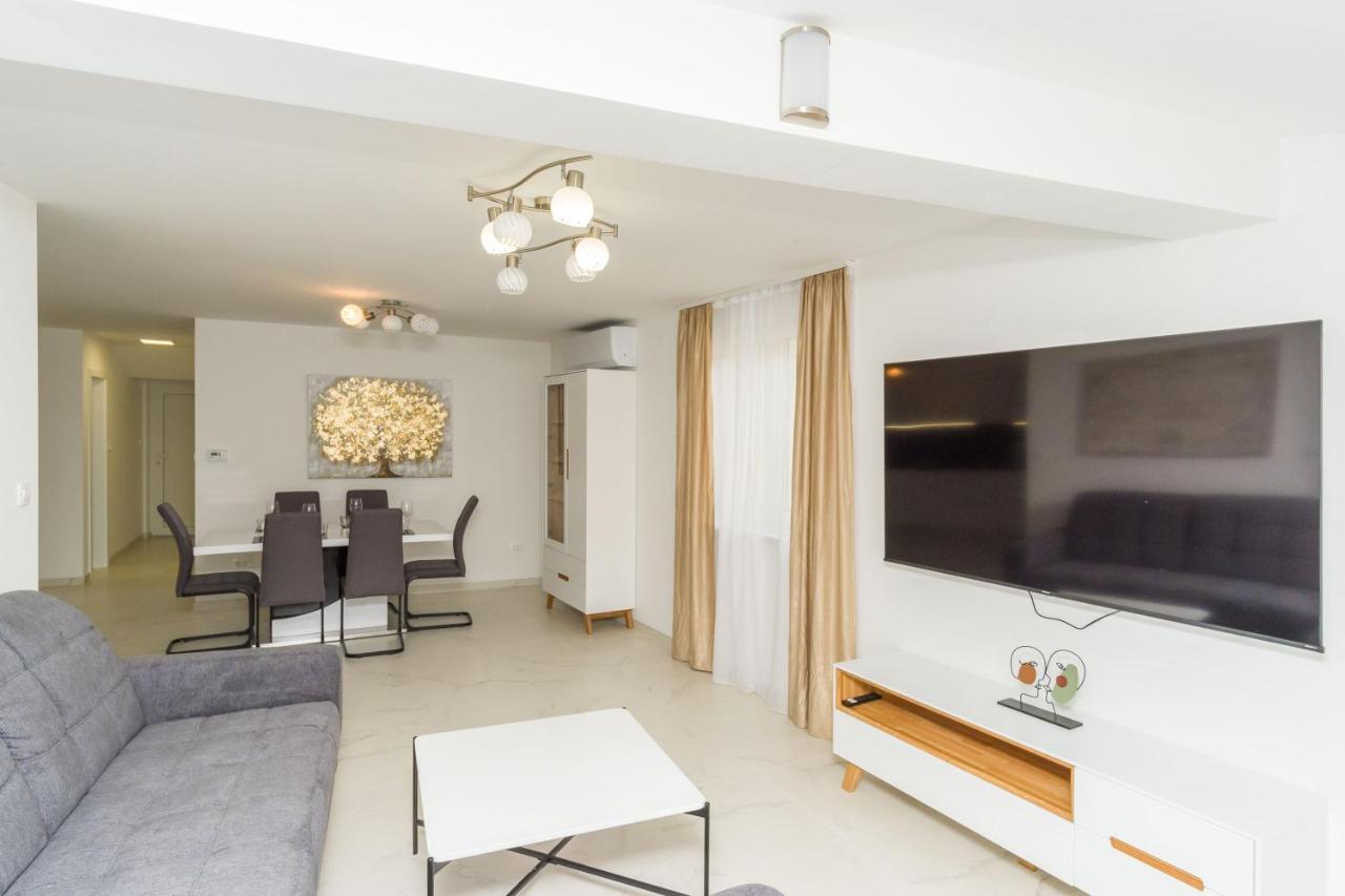 Apartmani Simi - The Sun Crikvenica Exteriör bild
