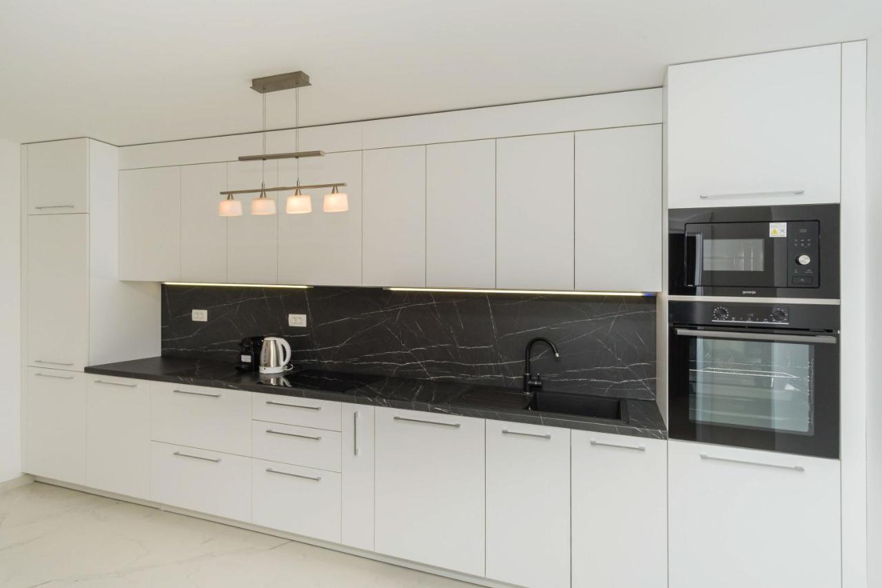 Apartmani Simi - The Sun Crikvenica Exteriör bild